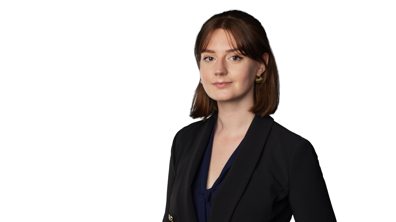 Elizabeth James firm headshot.