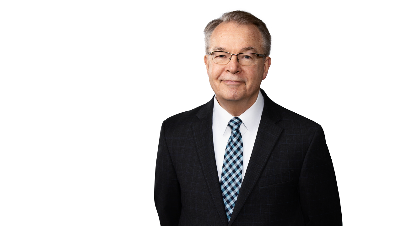 Photo of Steven Puiszis