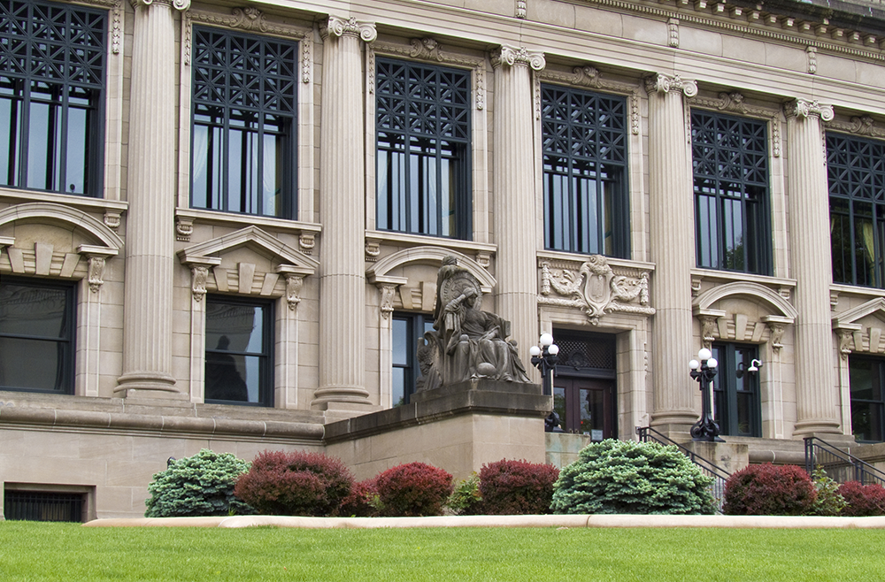 Scott Seaman Featured in <em>Law360 </em>Report on the Most Closely-Watched Illinois Insurance Cases in the First Half of 2025