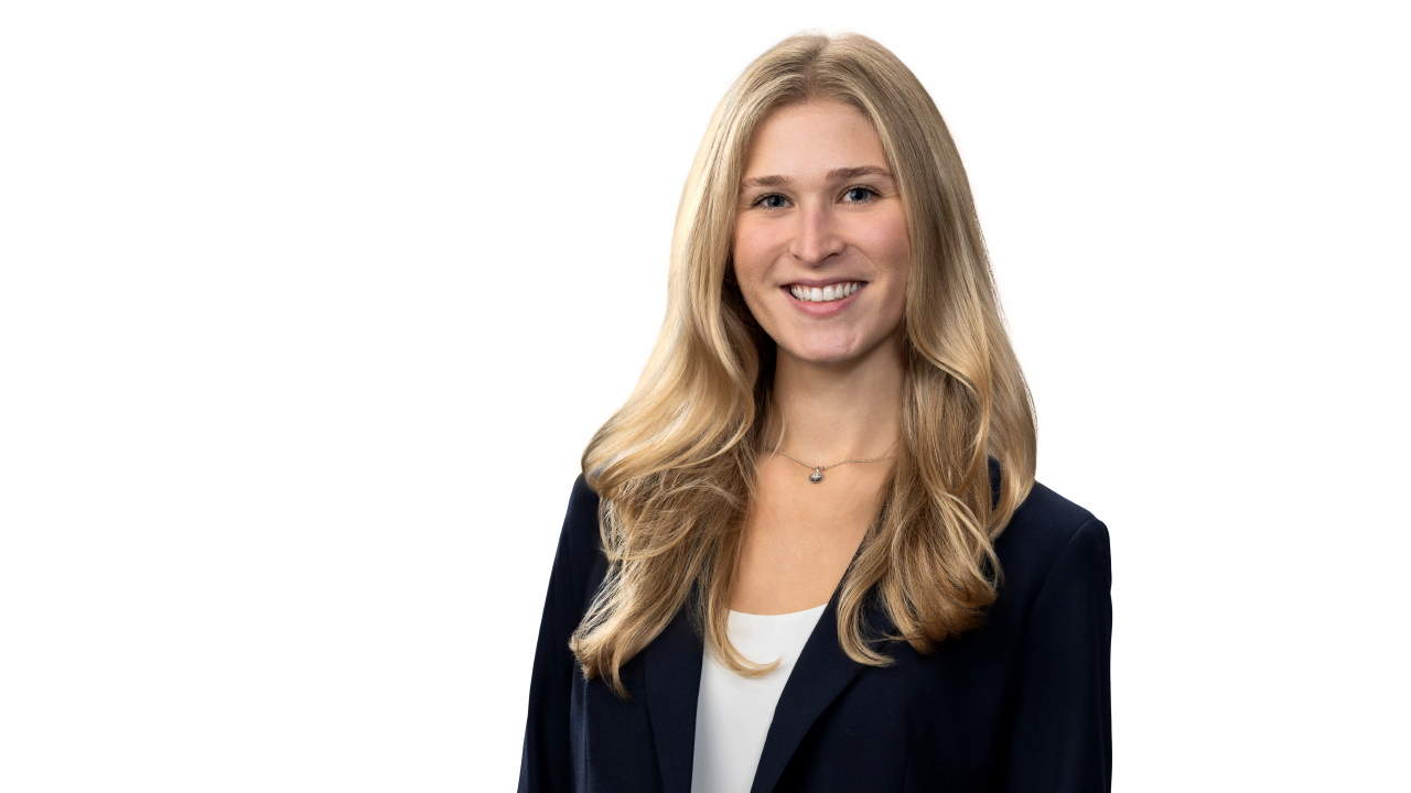Mackenzie Herman firm headshot.