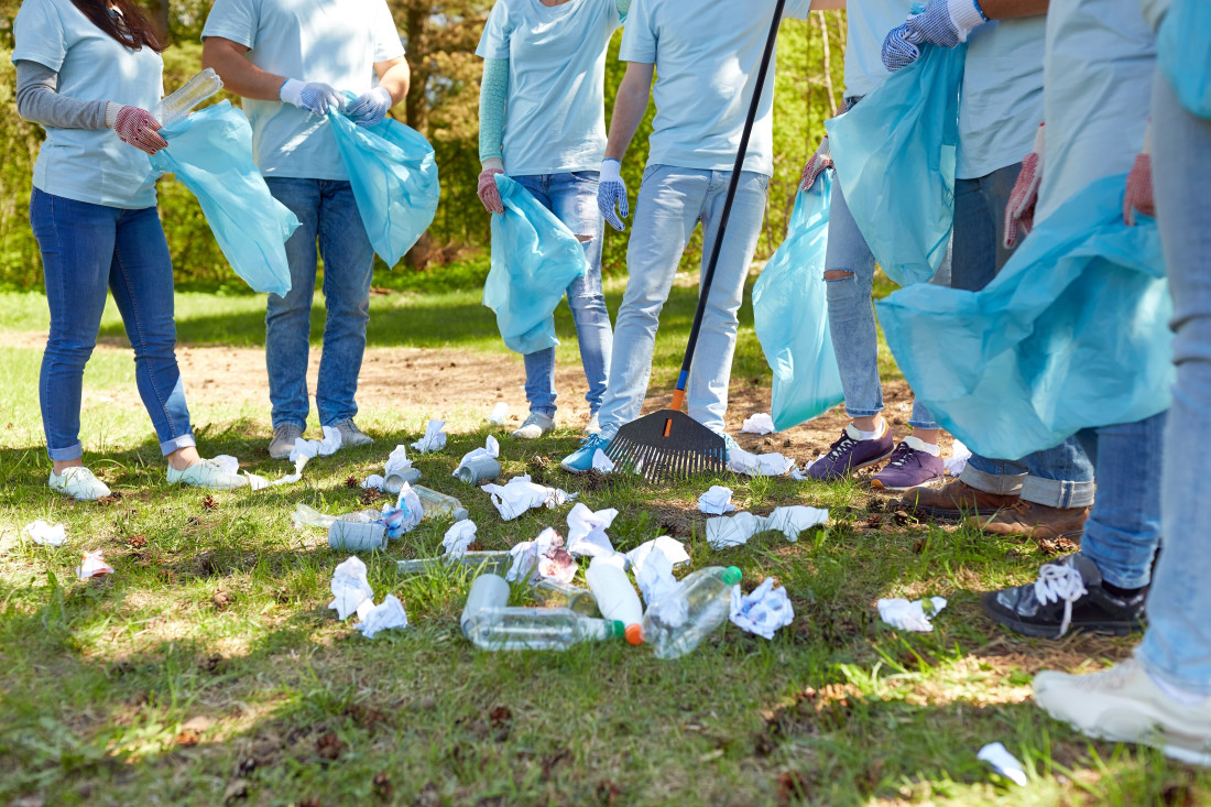 Volunteers Cleaning Up