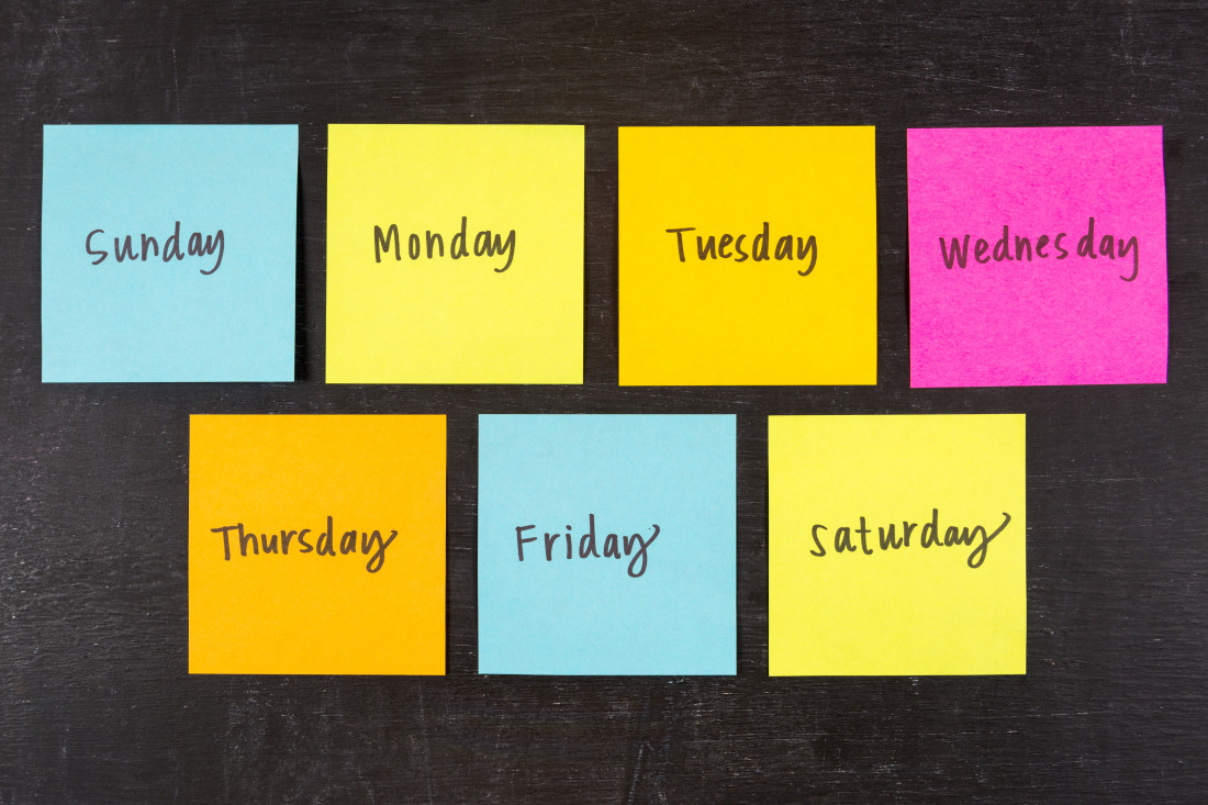 Days of the week on sticky notes